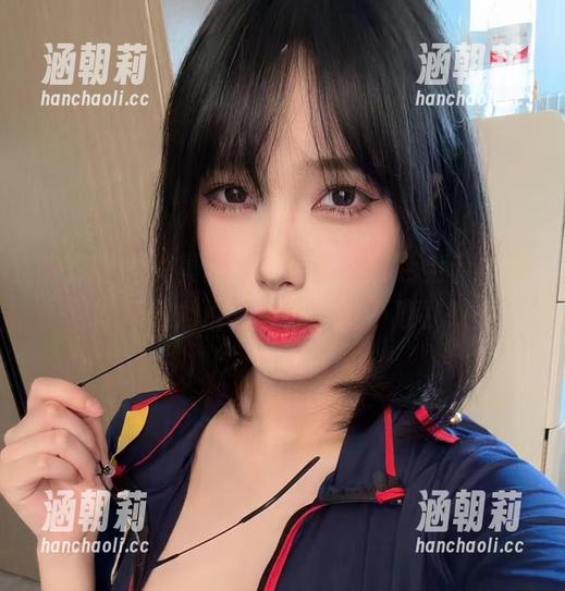 微密圈 - 说真的，琳铛铛的白色全套，原图里的每个角度都让我心里小鹿乱撞了！