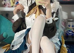 听说白栎Shirly又更新了一系列纯白美图，谁来告诉我她是怎么做到的，居然白得这么耐看？