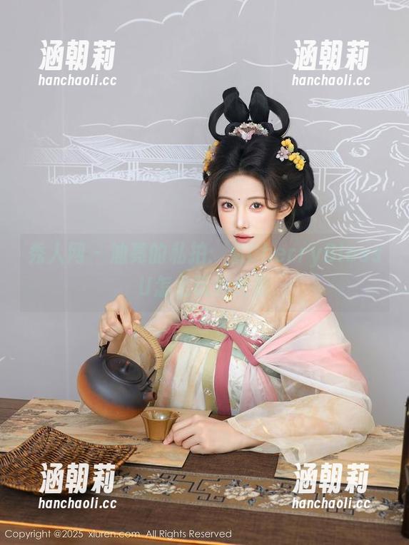 秀人网-CherryBlessU 秀人网 - 油亮的私拍:看CherryBlessU怎么玩转光影