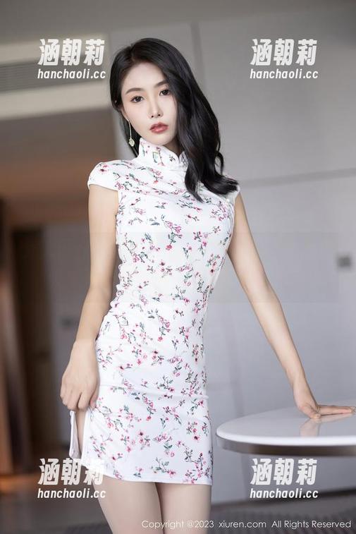 秀人网-伊丽莎有点白 秀人网 - 伊丽莎有点白更新了新少女图包,快来看看她的“高龄少女”风啊