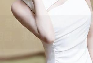 秀人网 – 美桃酱的海南旅拍：原图不怕真相照，来吧，放松小心心！