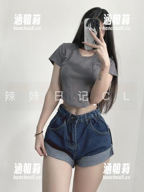 粉色的猪陈佩奇 微密圈 - 短裤的另一面,粉色的猪陈佩奇无圣光合集,意外的色彩?