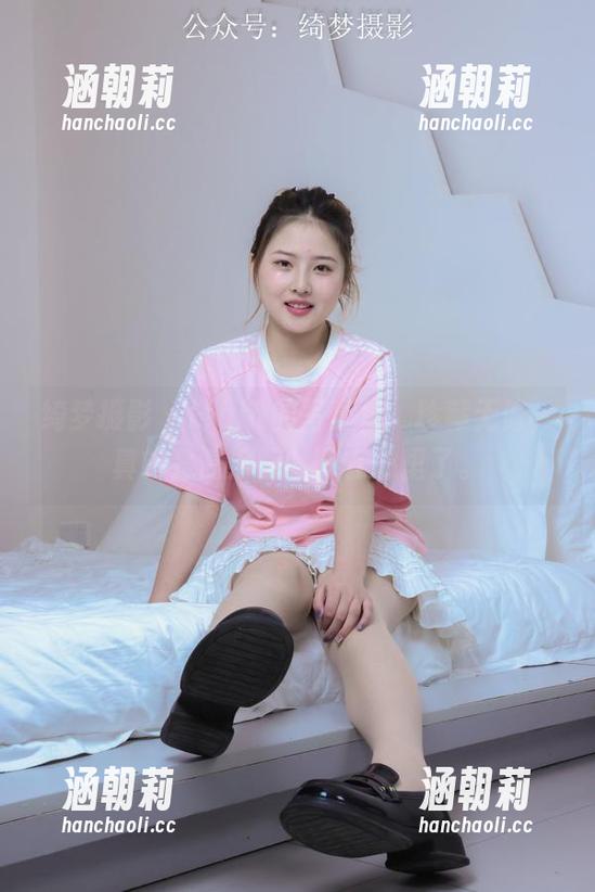 绮梦摄影-Light 绮梦摄影 - Light的写真集,珍藏无修,真的是高清版,印在心里了。