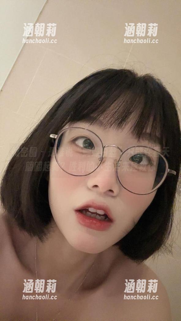 微密圈 - 是谁说“蝴蝶白丝”只能在春天翩翩起舞？胜利的小生活来拯救你
