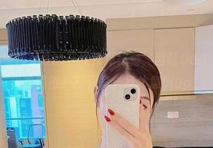 微密圈 – 现代女性的在线保养秘籍，脸红Dearie的瑜伽资源值得一探究竟。身体意识up！