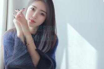 花漾show – “这就是我想要的御姐范儿”，Cris_卓娅祺的私房图片让我心里一阵小波动。