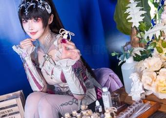 露儿大魔王带来的新写真！禁闭者切尔西，让你忘记生活中的无聊！