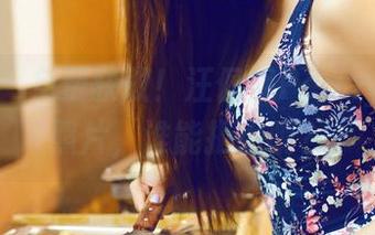 青豆客 – 免费获取！汪佩妮Penny的套装照片，谁能拒绝呢？