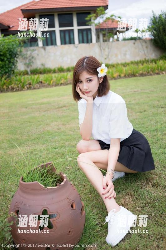 魅妍社 - 花嫁图集：Manuela玛鲁娜驾到，准备好接受这场不按常理出牌的婚纱秀了吗？